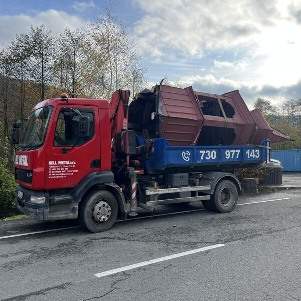 I taková náklad jsme schopní naložit a převest (Věžička z radnice Řeka)